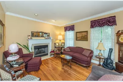 37 Thomas Ter, Wayne, NJ 07470 - Photo 4