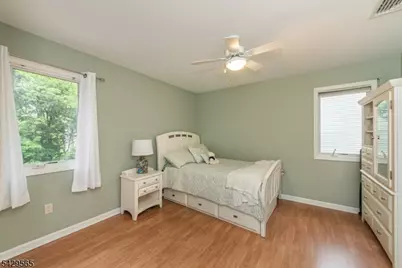 37 Thomas Ter, Wayne, NJ 07470 - Photo 18