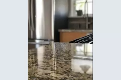 37 Maple St, Bloomfield, NJ 07003 - Photo 8