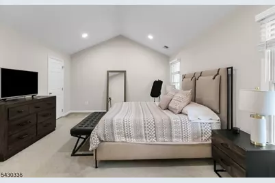 10 Hancock Ct, Bernards Township, NJ 07920 - Photo 18