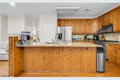 10 Hancock Ct, Bernards Township, NJ 07920 - Photo 10