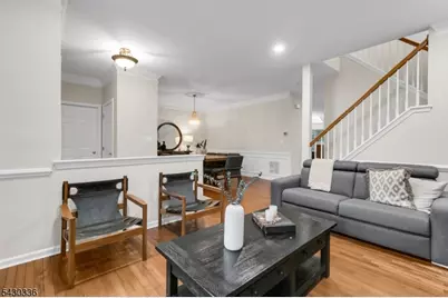 10 Hancock Ct, Bernards Township, NJ 07920 - Photo 2