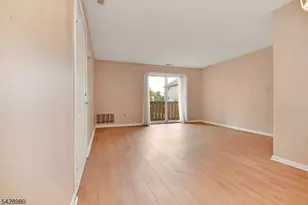 4815 Ravens Crest Dr, Plainsboro Township, NJ 08536 - Photo 4