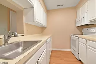 4815 Ravens Crest Dr, Plainsboro Township, NJ 08536 - Photo 6