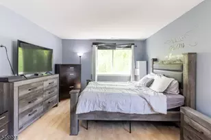2604 Madaline Dr, Woodbridge Township, NJ 07001 - Photo 32