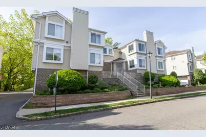 2604 Madaline Dr, Woodbridge Township, NJ 07001 - Photo 6