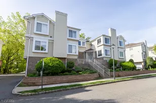 2604 Madaline Dr, Woodbridge Township, NJ 07001 - Photo 6