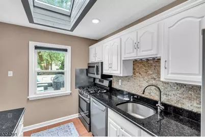232 Milltown Rd, Springfield, NJ 07081 - Photo 2