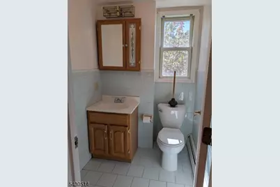 556 Totowa Rd #1, Totowa, NJ 07512 - Photo 6