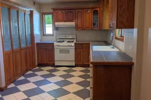 556 Totowa Rd, Totowa, NJ 07512 - Photo 2