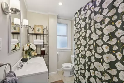 36 S Willow St, Montclair, NJ 07042 - Photo 18