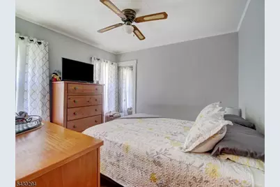 101 Lower Rd, Linden, NJ 07036 - Photo 12