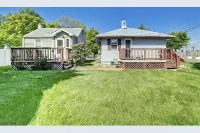 105 Lower Rd, Linden, NJ 07036 - Photo 14