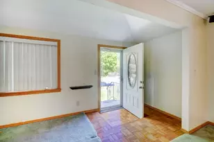 105 Lower Rd, Linden, NJ 07036 - Photo 4