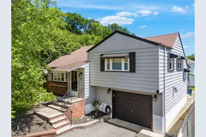 240 Gordon Ave, Totowa, NJ 07512 - Photo 2