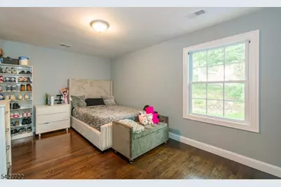 450 Herrick Dr, Rockaway Township, NJ 07801 - Photo 18