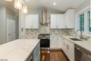 450 Herrick Dr, Rockaway Township, NJ 07801 - Photo 12