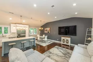 450 Herrick Dr, Rockaway Township, NJ 07801 - Photo 4