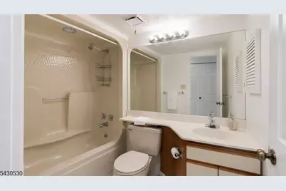 10B Heritage Dr, Chatham Township, NJ 07928 - Photo 12