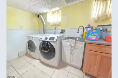 2032 E Saint Georges Ave, Linden, NJ 07036 - Photo 20