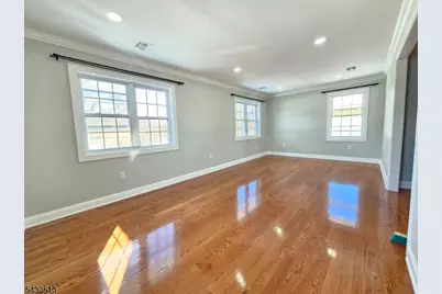 2032 E Saint Georges Ave, Linden, NJ 07036 - Photo 22