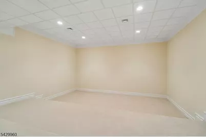 6 Grosvenor Rd, Millburn, NJ 07078 - Photo 42