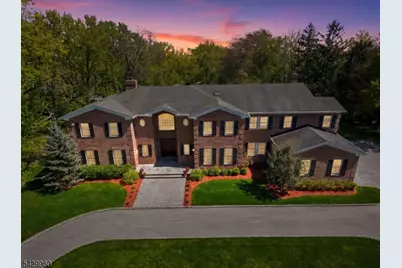 6 Grosvenor Rd, Millburn, NJ 07078 - Photo 2