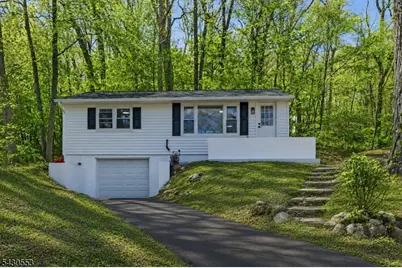 45 W Shawnee Trl, Jefferson Township, NJ 07885 - Photo 1