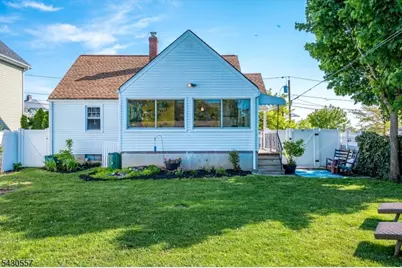 49 N Smith St, Woodbridge Township, NJ 07001 - Photo 24