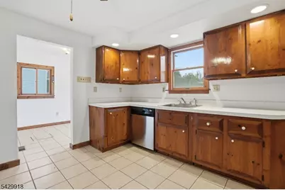 54 Front St, Belvidere, NJ 07823 - Photo 8