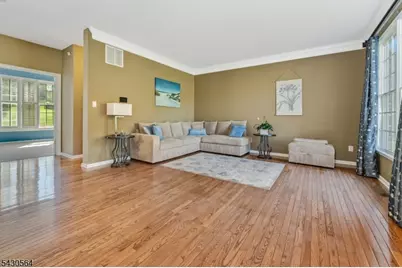 9 Hawk Dr, Raritan Township, NJ 08551 - Photo 6