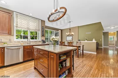 9 Hawk Dr, Raritan Township, NJ 08551 - Photo 8