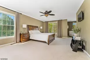 9 Hawk Dr, Raritan Township, NJ 08551 - Photo 20