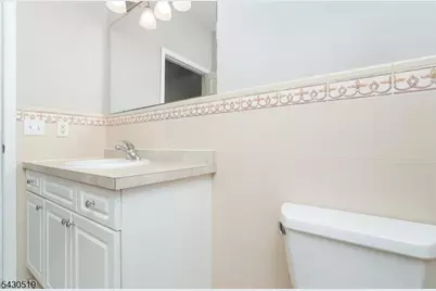 643 Old Dover Rd, Parsippany, NJ 07950 - Photo 4