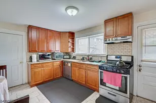 31 Romney Rd, Bound Brook, NJ 08805 - Photo 12