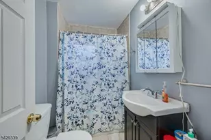 31 Romney Rd, Bound Brook, NJ 08805 - Photo 22