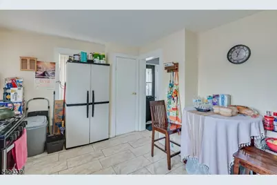 31 Romney Rd, Bound Brook, NJ 08805 - Photo 14