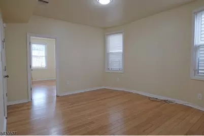 84 Scheerer Ave, Newark, NJ 07112 - Photo 4