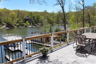 223 Squaw Trl, Hopatcong, NJ 07821 - Photo 10
