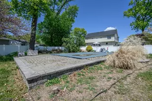 49 Colonial Dr, Clark Township, NJ 07066 - Photo 28
