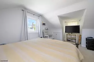 49 Colonial Dr, Clark Township, NJ 07066 - Photo 18