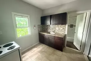 231 Amherst St, East Orange, NJ 07018 - Photo 6