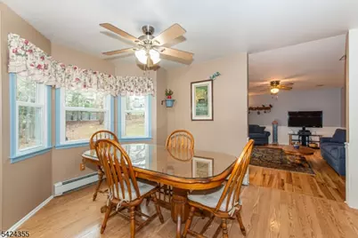 4 Lisa Ct, Roxbury Township, NJ 07876 - Photo 8