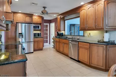 11 Lawrence Rd, Randolph Township, NJ 07869 - Photo 4