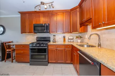 146 Whisper Way East, Roxbury Township, NJ 07852 - Photo 4