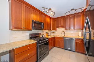 146 Whisper Way E, Roxbury Township, NJ 07852 - Photo 8