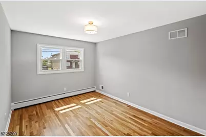 227 N 11 #2, Kenilworth, NJ 07033 - Photo 10