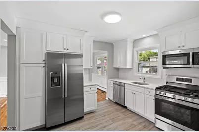 227 N 11 #2, Kenilworth, NJ 07033 - Photo 6