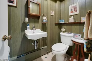 92 Louis St, Hanover Township, NJ 07981 - Photo 22