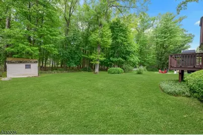 92 Louis St, Hanover Township, NJ 07981 - Photo 20